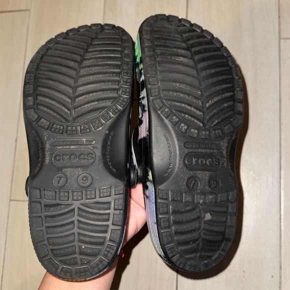 Crocs - Picture 2 of 2